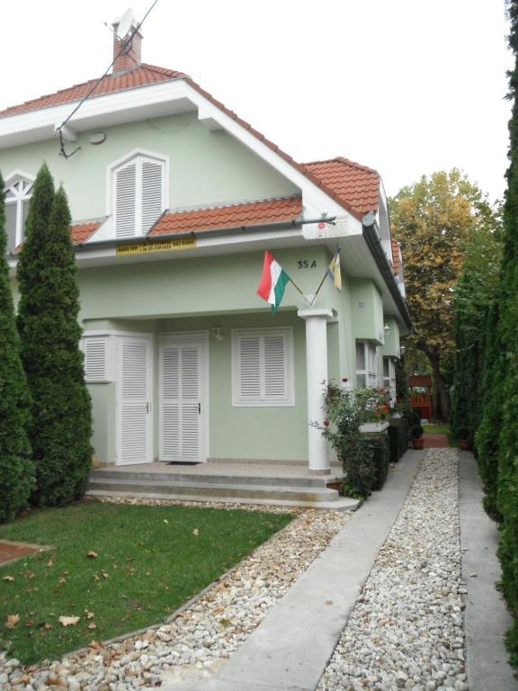 Csokonai Guesthouse Zamárdi Exterior photo