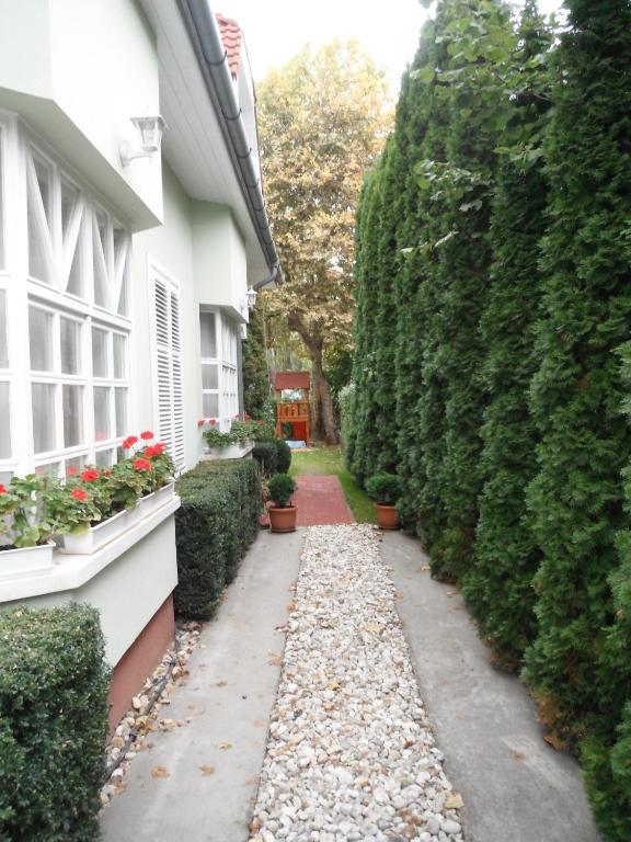 Csokonai Guesthouse Zamárdi Exterior photo