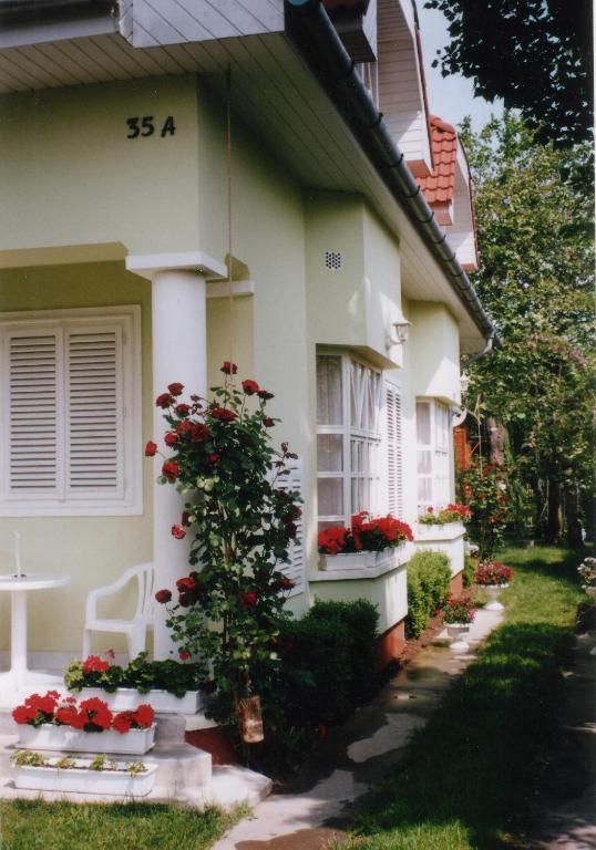 Csokonai Guesthouse Zamárdi Exterior photo